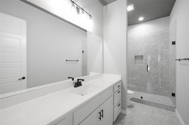 Second Ensuite Bath | Image 22