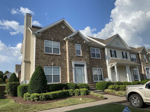 401 Dakota Dr, Spring Hill, TN, 37174-8501 | Card Image