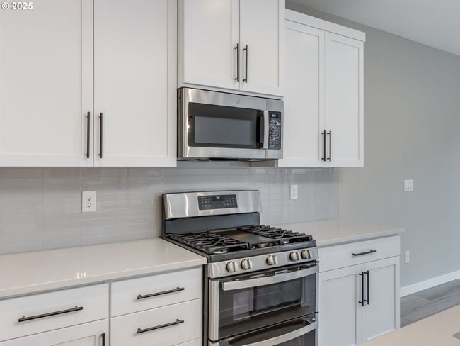 724 Nw 178 Th Way, House attached with 3 bedrooms, 3 bathrooms and 2 parking in Ridgefield WA | Image 7