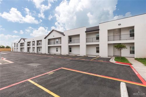 820 E Cedar Ave, Mcallen, TX, 78501-9398 | Card Image