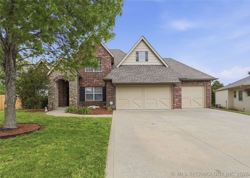 7391 111th Pl, Bixby, OK, 74008-2138 | Card Image
