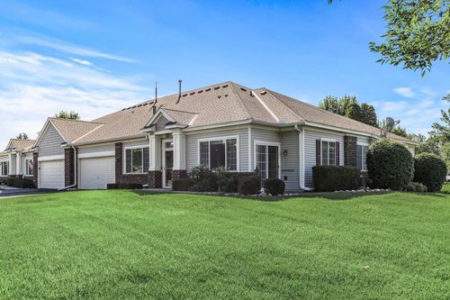 2171 Schoolmaster Dr, Chaska, MN, 55318-1574 | Card Image