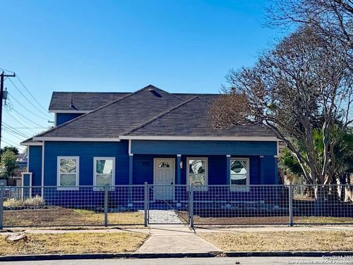 800 W Russell Pl, San Antonio, TX, 78212-3666 | Card Image