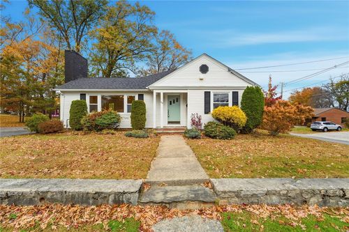 259 High Service Ave, North Providence, RI, 02904-5135 | Card Image