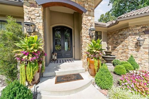 50 Hever Knl, Belton, MO, 64012-4164 | Card Image