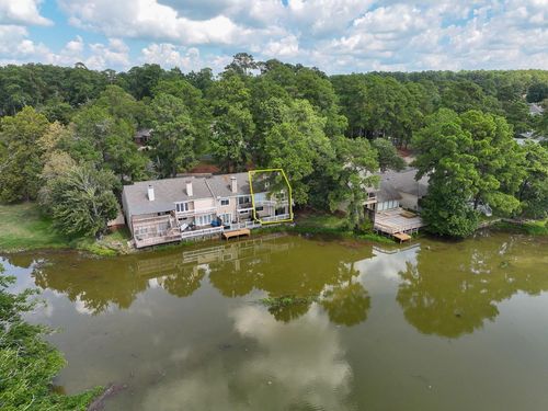 226 Waters Edge, Huntsville, TX, 77340 | Card Image