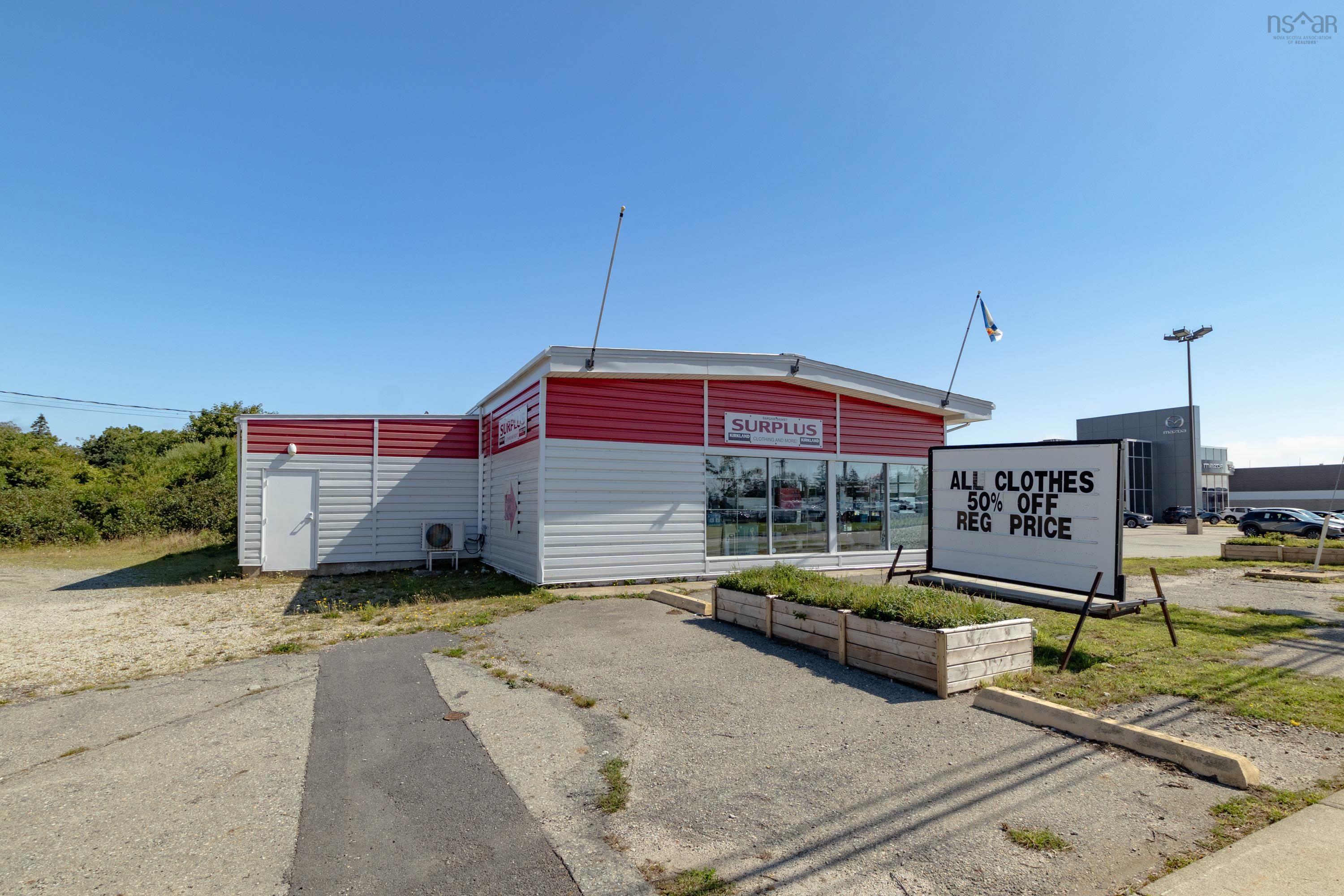 Commercial Sale in Yarmouth 3