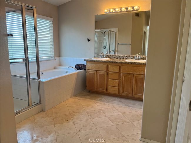 930 Via Blairo, House other with 5 bedrooms, 3 bathrooms and 3 parking in Corona CA | Image 25