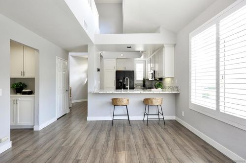 unit-202-3140 Castelar Ct, Corona, CA, 92882-6417 | Card Image