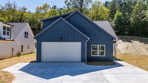 4749 Green Shanty Rd, Ooltewah, TN, 37363-9089 | Card Image