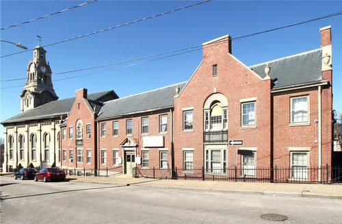 30 Walcott St, Pawtucket, RI, 02860-4111 | Card Image