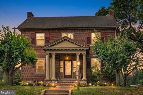 325 Reber St, SHOEMAKERSVILLE, PA, 19555-1557 | Card Image