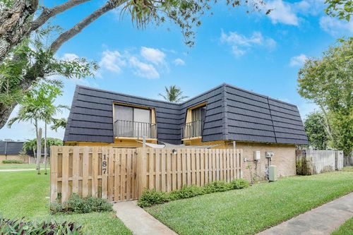 187 Woodland Rd, Palm Springs, FL, 33461-1066 | Card Image