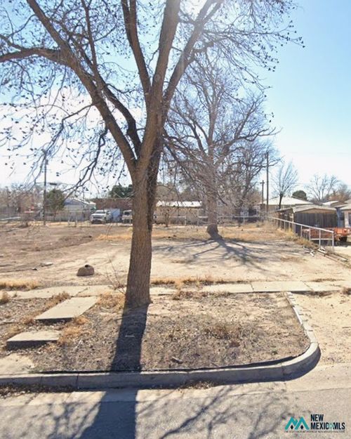 3-and-5-603 W Dallas Ave, Artesia, NM, 88210-2003 | Card Image