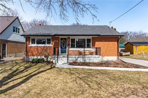 178 Bristol St, Waterloo, ON, N2J1H1 | Card Image