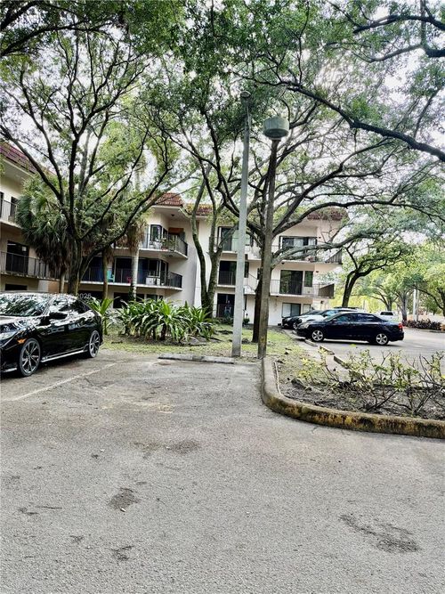 104-4725 Sw 62nd Ave, Davie, FL, 33314-4461 | Card Image