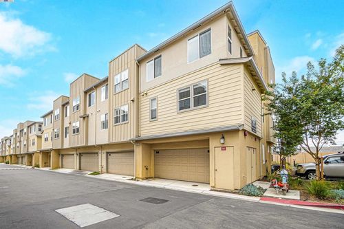 26583 Greta Ln, Hayward, CA, 94544-3031 | Card Image