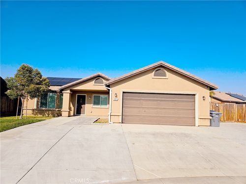 301 Moonstone Beach Ct, Delano, CA, 93215-4143 | Card Image