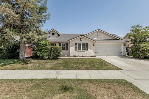 180 E Carpenter Ave, Reedley, CA, 93654 | Card Image