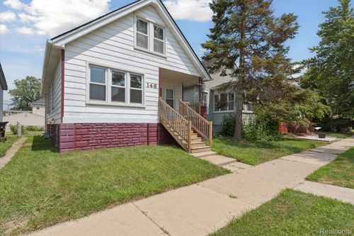 146 Bondie St, Wyandotte, MI, 48192-2718 | Card Image