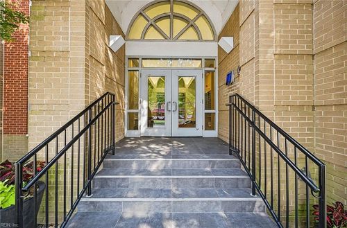 406-388 Boush St, Norfolk, VA, 23510-1363 | Card Image