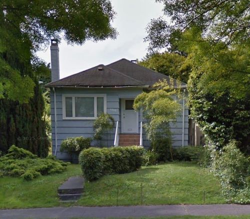 3008 W 21st Ave, Vancouver, BC, V6L1L1 | Card Image