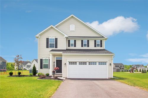 6432 Claremont Ct, Victor, NY, 14564-9468 | Card Image