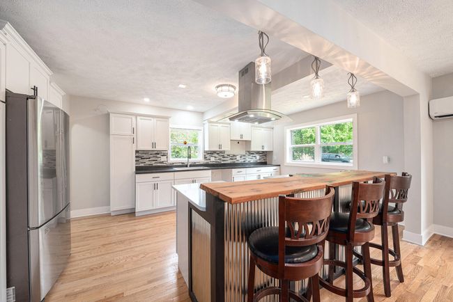 455 10 Th St, House other with 5 bedrooms, 2 bathrooms and null parking in Plainwell MI | Image 10