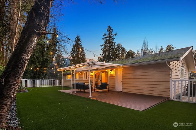 828 2 Nd Ave, House other with 3 bedrooms, 2 bathrooms and 1 parking in Kirkland WA | Image 29