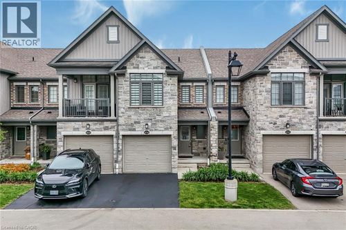 a4-145 S Creek Dr, Kitchener, ON, N2P0H1 | Card Image