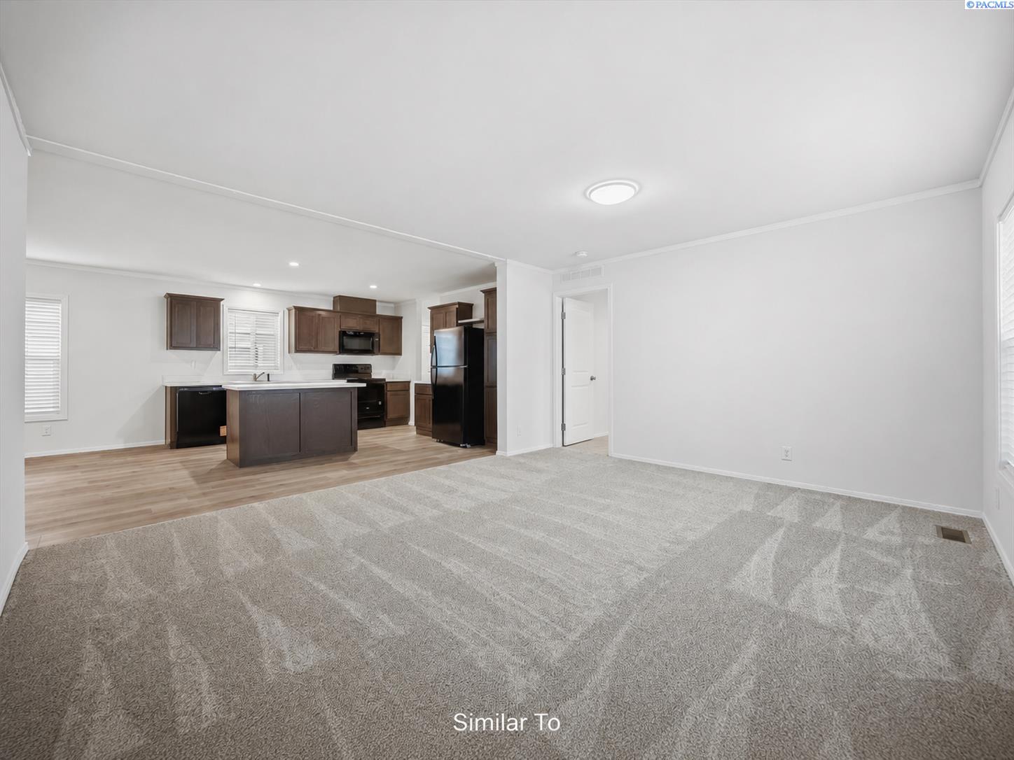 Residential in Sunnyside 5