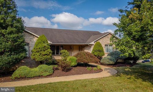 624 Erickson Ave, ROCKINGHAM, VA, 22801-5327 | Card Image