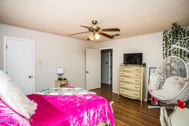 504 Avenue C, House other with 3 bedrooms, 2 bathrooms and null parking in Olton TX | Image 28