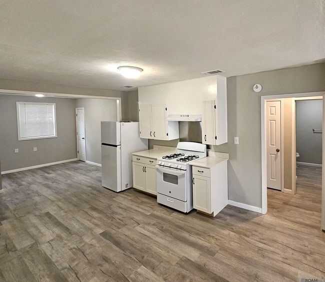 227 E Peach Ave, House other with 3 bedrooms, 1 bathrooms and null parking in Eunice LA | Image 8