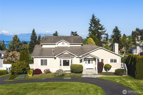 3719 N Ave, Anacortes, WA, 98221-4242 | Card Image