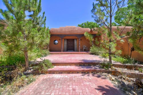 4 Wapiti Ln, Peralta, NM, 87042-8502 | Card Image