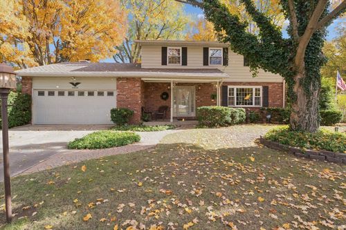 52836 Arbor Dr, South Bend, IN, 46635-1204 | Card Image