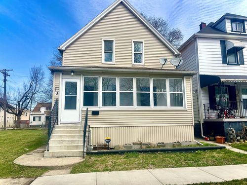 13 E Glenwood St, Ecorse, MI, 48229-1807 | Card Image