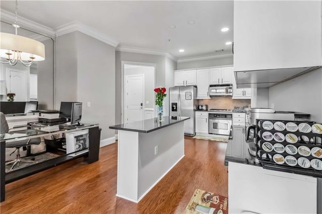 APT-1410 - 2300 Peachford Rd, Condo with 2 bedrooms, 2 bathrooms and 2 parking in Dunwoody GA | Image 12