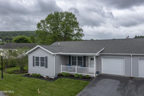 316 Goss Dr, Hollidaysburg, PA, 16648-8638 | Card Image