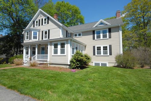 353 Thoreau St, Concord, MA, 01742-3639 | Card Image