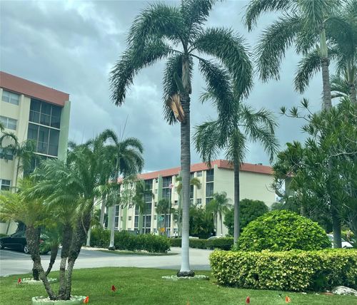 apt-312a-5321 Ne 24th Ter, Fort Lauderdale, FL, 33308-3921 | Card Image
