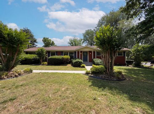 1119 Walton Dr, Murfreesboro, TN, 37130-5046 | Card Image