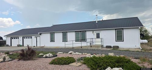 181 Rock Ridge Dr, Torrington, WY, 82240-8820 | Card Image