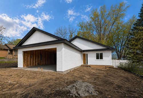 1005 2nd St Se, Faribault, MN, 55021-6464 | Card Image