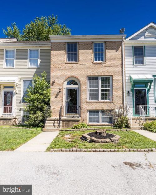 517 Corsica Ave, BEAR, DE, 19701-2510 | Card Image