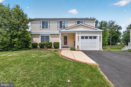 4009 Shallow Brook Ln, OLNEY, MD, 20832-2805 | Card Image