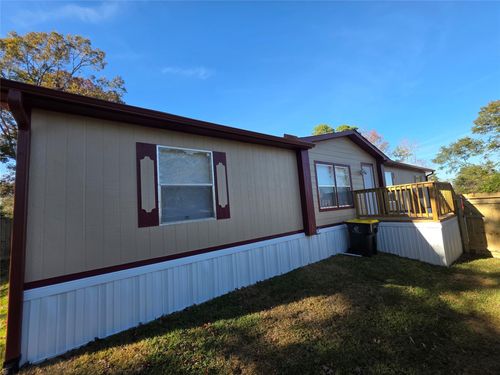 9 Ridgeway Dr, Conroe, TX, 77303-1507 | Card Image