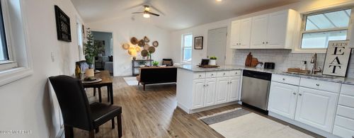 3 Shorehaven Trailer Park, Hazlet, NJ, 07730-2421 | Card Image