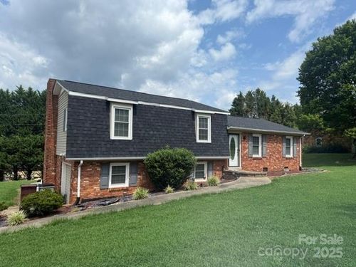 2205 Olde Well Rd, Hudson, NC, 28638-8788 | Card Image